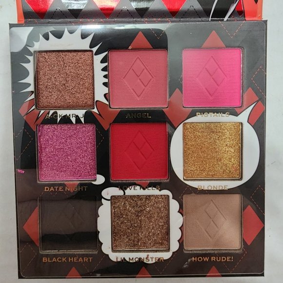 X Revolution Harley Quinn Group -  Cosmetic Bag, 2 Blending Sponges & Eyeshadow - Picture 10 of 11